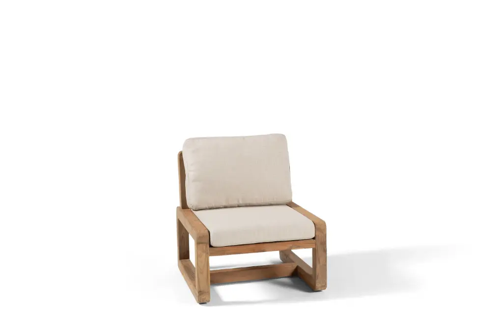 Susan low dining chair